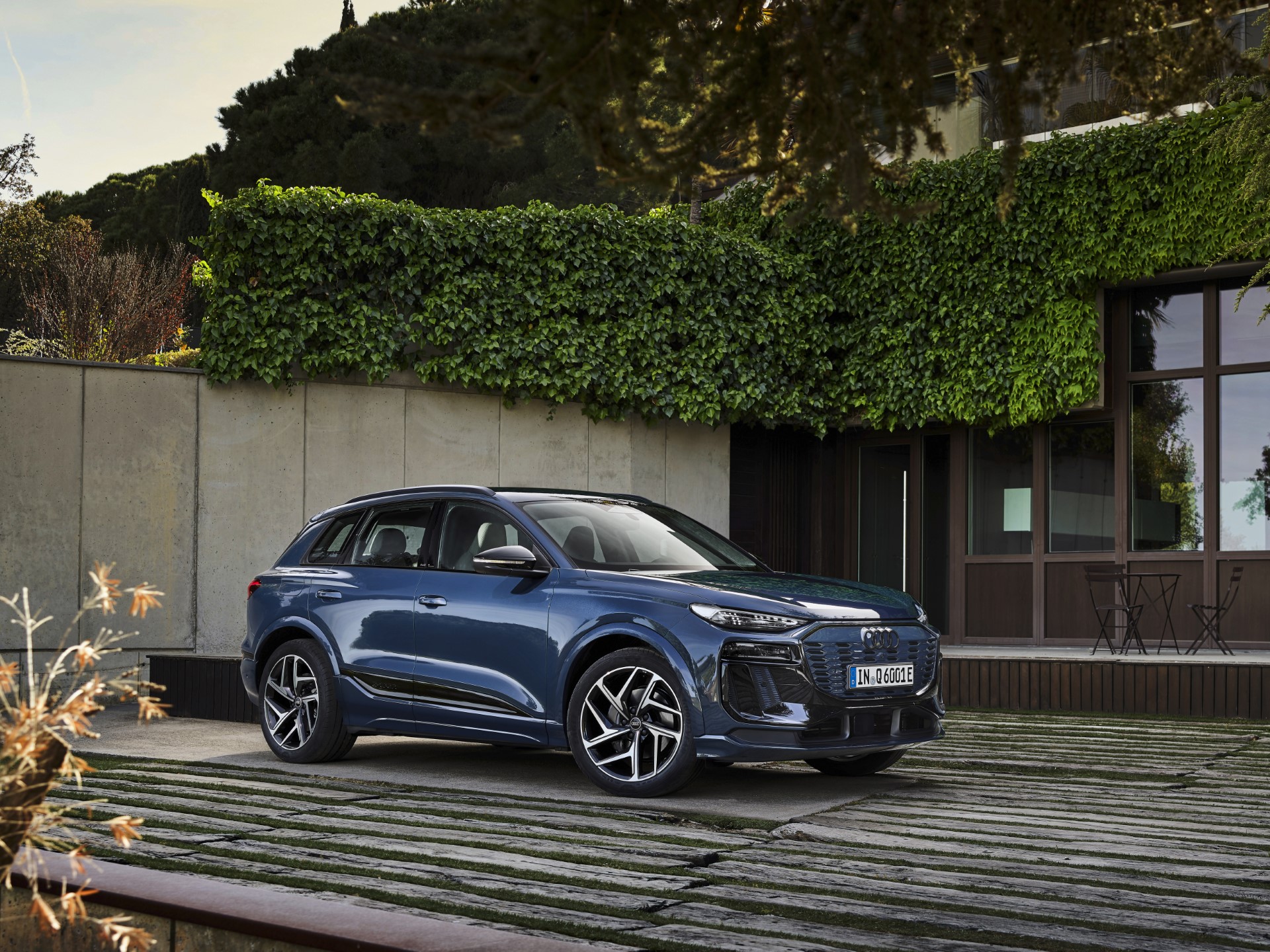 Audi Q6 e-tron Quattro Resmi Dijual di Singapura: SUV Listrik Premium dengan Jangkauan 622 km dan Performa Mewah