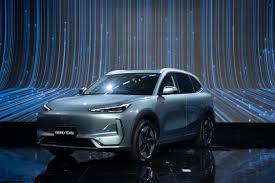 Geely EX5 Raih Penghargaan di Otomotif Award 2025: SUV Listrik yang Bikin Geger Pasar Indonesia